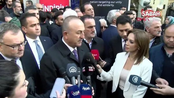 Bakan Çavuşoğlu İstiklal Caddesi'nde açıklama yaptı | Video