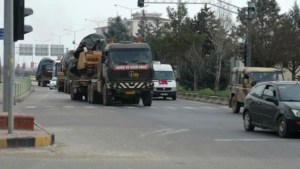 Sınıra askeri sevkiyat devam ediyor