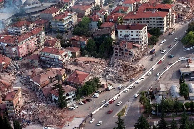 İstanbul için flaş deprem açıklaması!