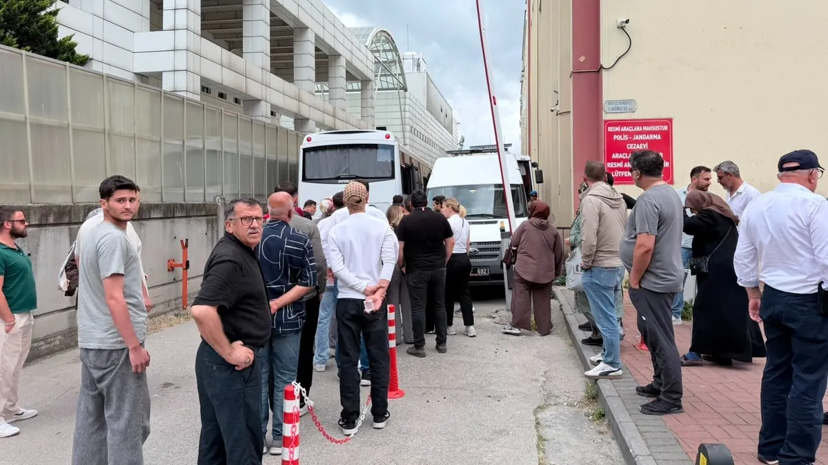 Kocaeli'de adliyeye sevk edilen şüpheliler