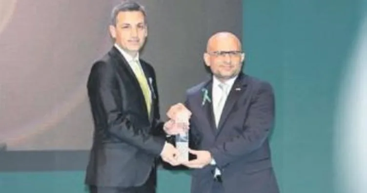 Yeşilay’dan Turkcell’e ‘Sorumluluk Ödülü’