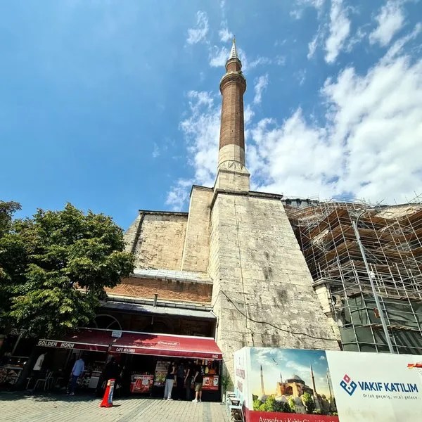ayasofyada-buyuk-koruma-seferberligi-suruyor-ayasofyanin-guvenliginde-yapay-zeka-donemi-baslatildi-1756736623439.jpg