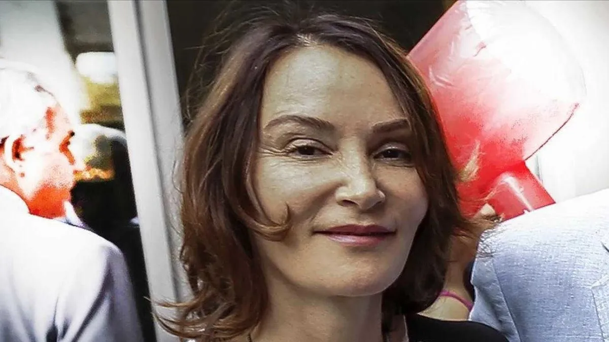 Aslı Baykal’dan cenaze töreni sonrası Kemal Kılıçdaroğlu ve Özgür Özel’e gönderme: En önde yer alanlar… Aslı Baykal’dan cenaze töreni sonrası Kemal Kılıçdaroğlu ve Özgür Özel’e gönderme: En önde yer alanlar…