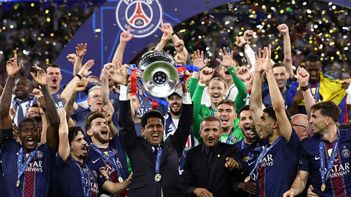 Paris Saint Germain, Şampiyonlar Ligi kupasını kaldırdı! Paris Saint Germain, Şampiyonlar Ligi kupasını kaldırdı!