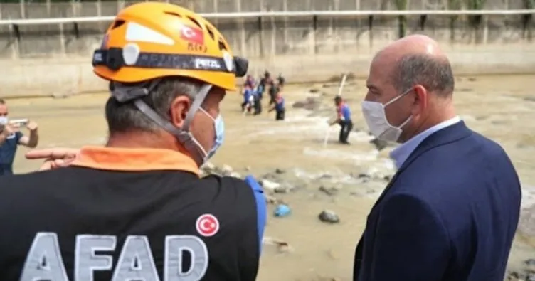 Bakan Soylu, Giresun’daki sel felaketinde kaybolan 4 kişiyi arama kurtarma çalışmalarında incelemelerde bulundu