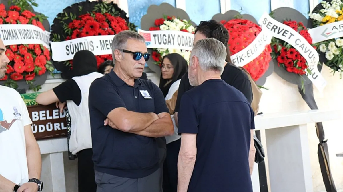 Ersun Yanal'ı...                    </div>
                    <div class=