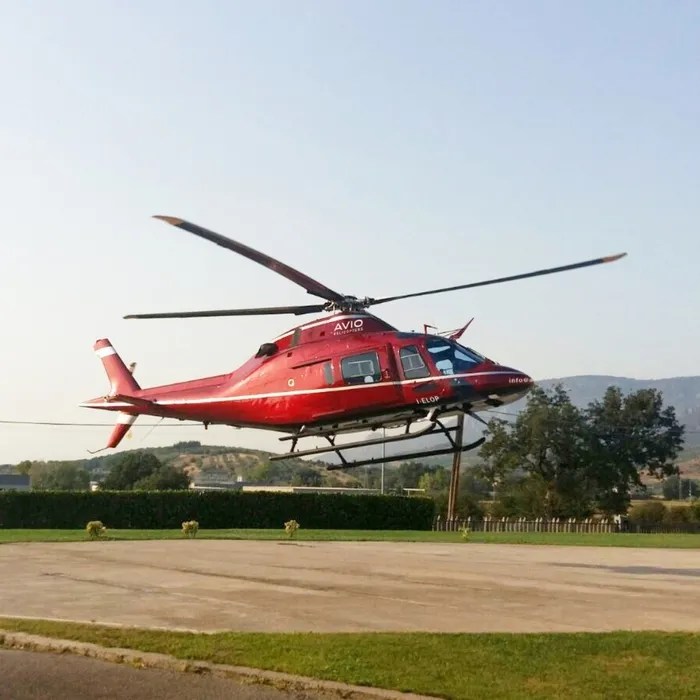 SON DAKİKA: İtalya’da kaybolan helikopterde yeni gelişme! Eczacıbaşı helikopterinde cansız bedenlere ulaşıldı!