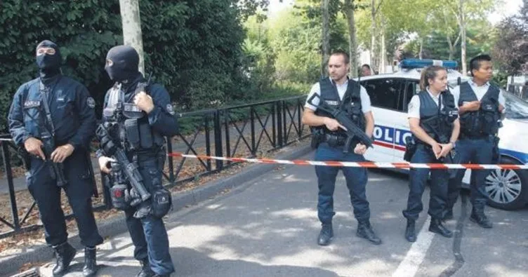 Fransa’da bıçaklı saldırı: 2 ölü