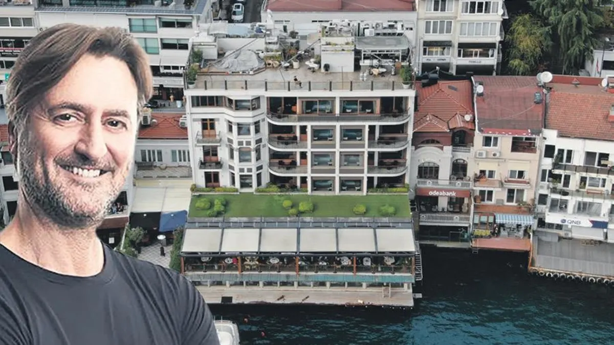 Bebek Otel’in sahibi üç maymunu oynadı