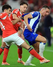 Benfica ile Porto puanları paylaştı!