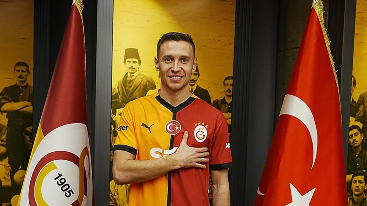 Przemyslaw Frankowski, Galatasaray kariyerine asistle başladı