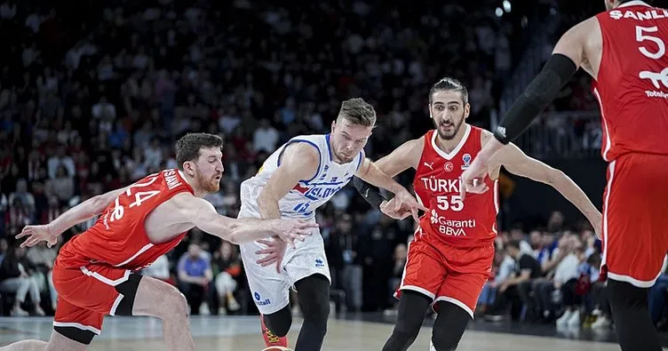 A Milli Basketbol Takımı, son saniyede İzlanda’yı yendi