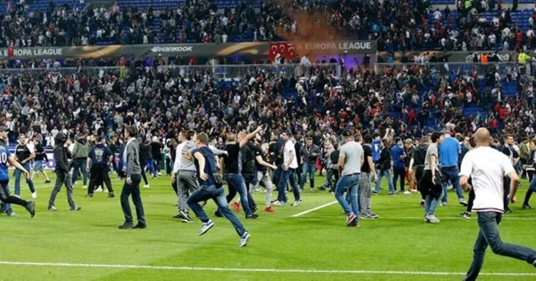 Türk taraftara 2 ay hapis cezası verildi