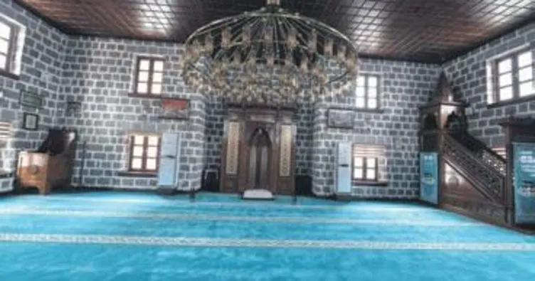 Mamak’a Osmanlı usulü camiler