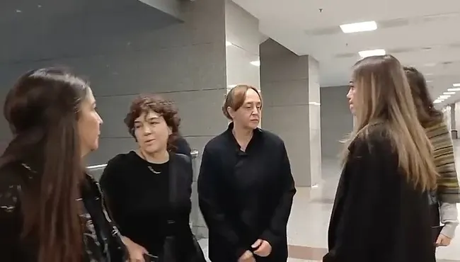 son-dakika-mahkeme-ayse-barim-hakkindaki-kararini-verdi-12-yil-6-ay-hapis-cezasi-1770810050855.jpg (800×455)