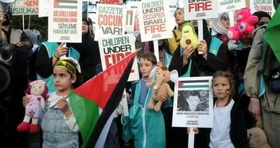 İsrail Konsolosluğu önünde oyuncaklı protesto