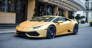 Suudi milyarderin altın kaplamalı otomobilleri