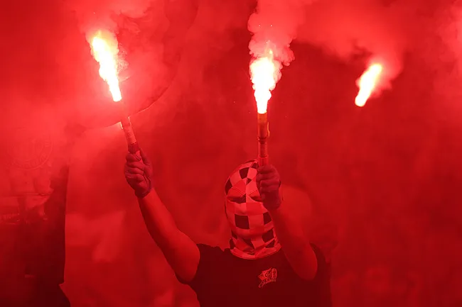son-dakika-haberi-fenerbahce-sampiyonlar-liginde-turladi-kanarya-gornik-zabrzeyi-eledi-1785355630872.jpeg