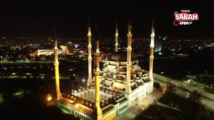 Adana'da ilk teravih namazı kılındı | Video