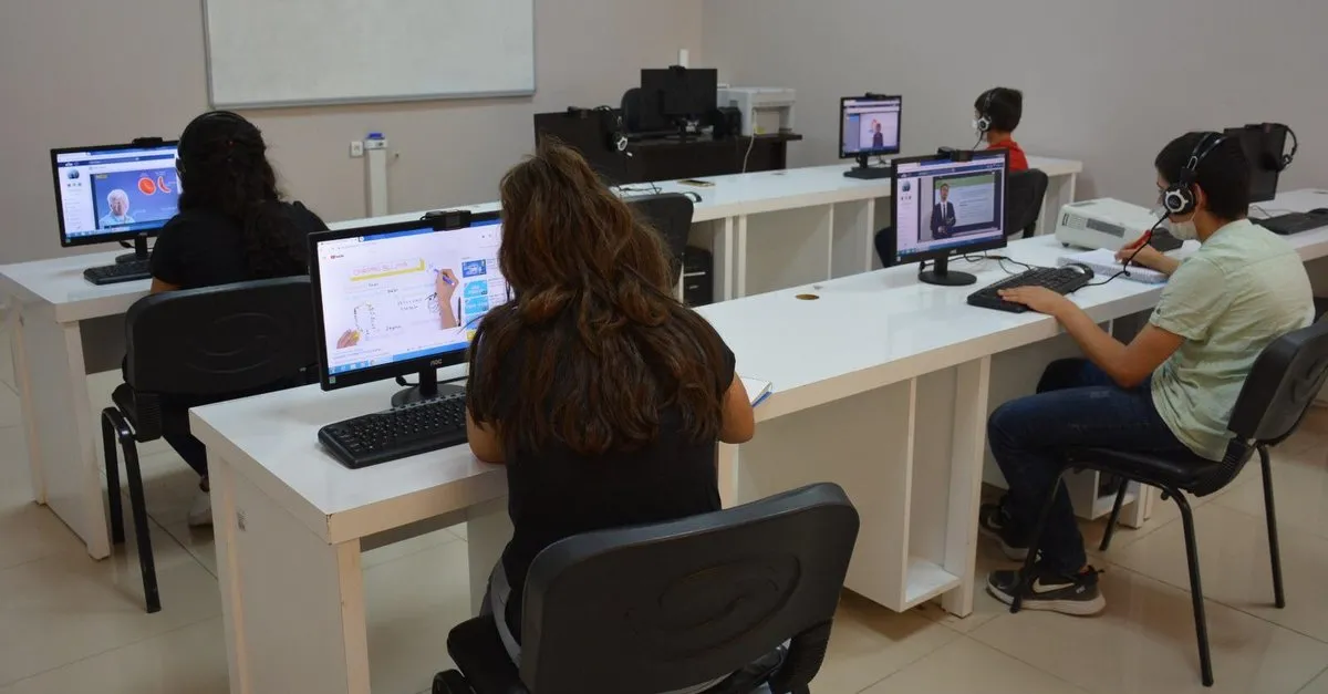 Falda Bayrak Gormek Ne Demek Kahve Falinda Bayrak Sekli Cikmasi Ne Anlama Gelir Milliyet Haber Ofisi