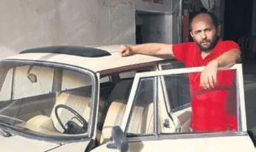Otomobiline gözü gibi bakıyor