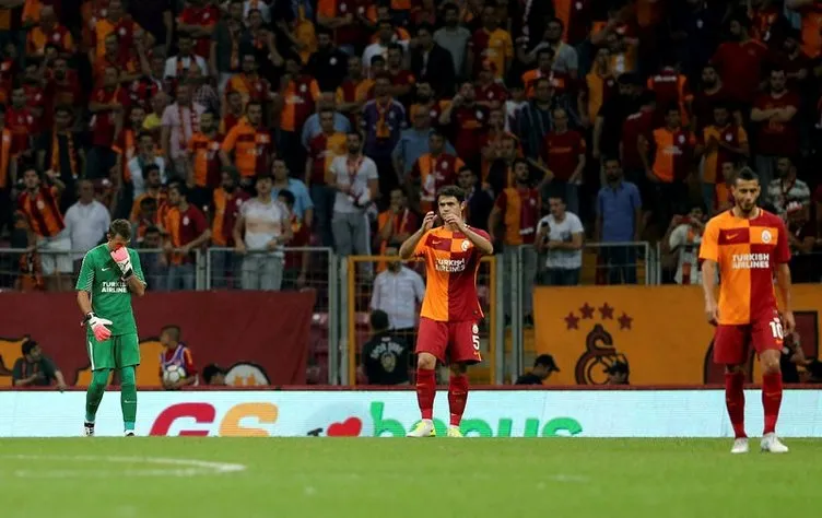 Galatasaraylı futbolcuların Whatsapp konuşmaları ortaya çıktı