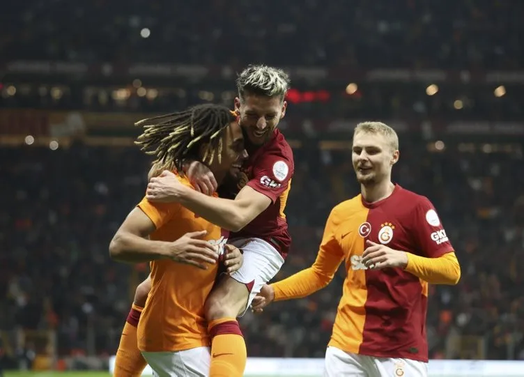 Son dakika Galatasaray haberi: Okan Buruk’un ilk transferi belli oldu! Mauro Icardi’nin yanına dünya yıldızı geliyor...