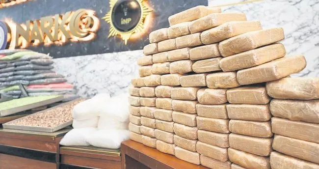 Zehir tacirlerine ağır darbe vuruldu