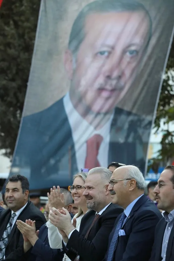 dunya-menemen-belediyesi-1-uluslararasi-comlek-festivalinde-bulustu-1665228287159.jpg