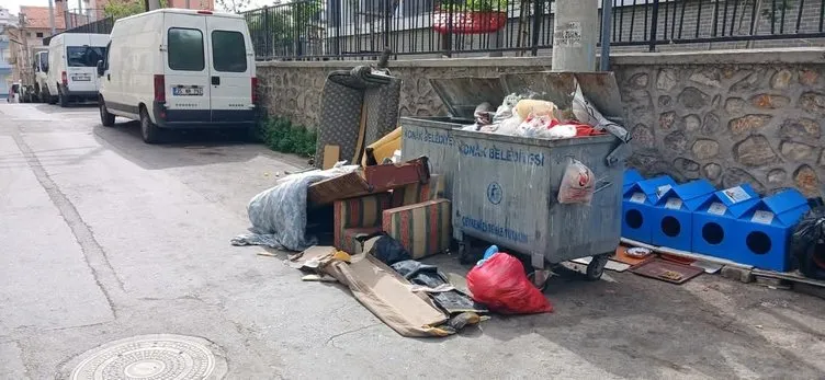 Son dakika: İzmir’de sokaklar çöp dağları! Salgın hastalık riski kapıda