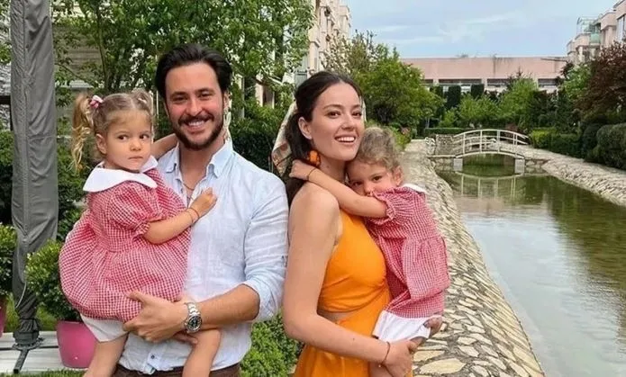 Aylardır boşanacakları konuşuluyordu! Pelin Akil ve Anıl Altan çifti bu soruya ilk kez yanıt verdi: Sen şimdi böyle konuşuyorsun ya...