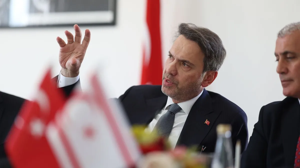 Bakan Bayraktar: KKTC’nin enerji arz güvenliği önceliğimiz Bakan Bayraktar: KKTC’nin enerji arz güvenliği önceliğimiz