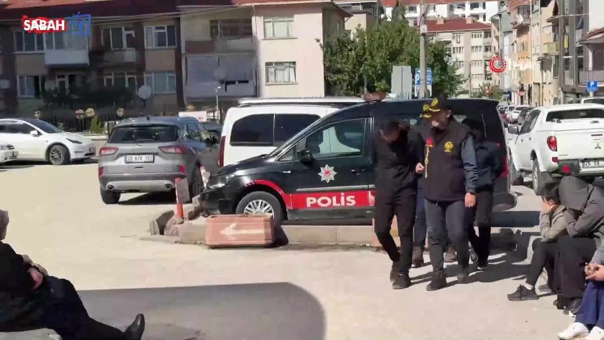 Eskişehir'de silahla yaralama olayı ile alakalı 2 şüpheli adliyeye sevk edildi | Video