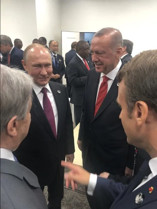 Başkan Erdoğan'ın da katıldığı G-20 aile fotoğrafı ile başladı