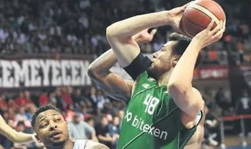 Darüşşafaka yarı final biletini kaptı