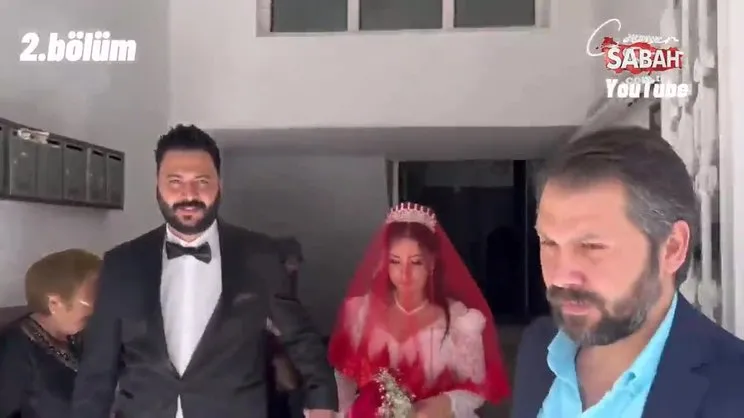 ‘Esra Erol’da programında ‘Gelinim Olur Musun?’ yarışmasıyla tanınan Caner Toygar’ın nikahından yepyeni kareler geldi! | Video
