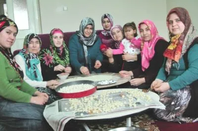 Ev hanımlarına çalışmadan emeklilik! - FotoHaber - Ekonomi