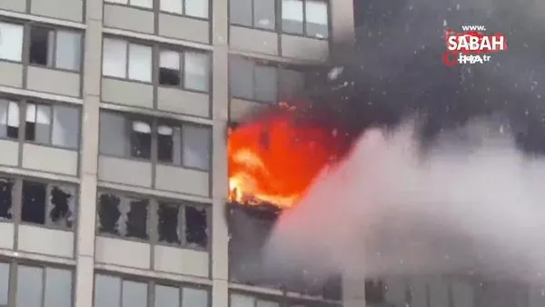 ABD'de 25 katlı binada yangın: 1 ölü, 8 yaralı | Video