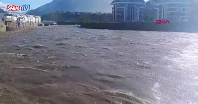 Antalya’da sağanak yağış büyük hasara yol açtı! Eşen çayı taştı | Video