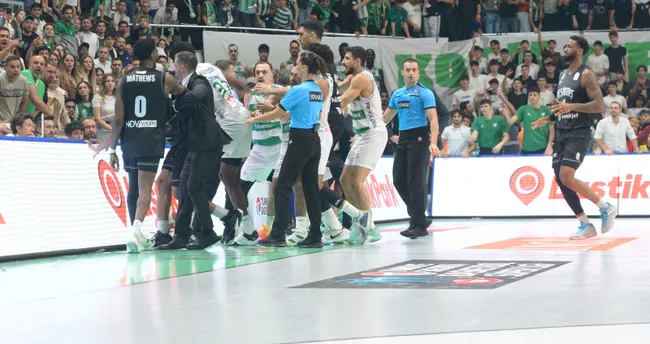 Beşiktaş’tan basketboldaki Bursaspor maçıyla ilgili ceza talebi Beşiktaş’tan basketboldaki Bursaspor maçıyla ilgili ceza talebi
