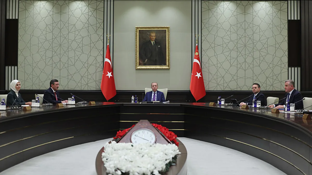 SON DAKİKA... Başkan Recep Tayyip Erdoğan Cumhurbaşkanlığı Kabinesi'ni topladı...