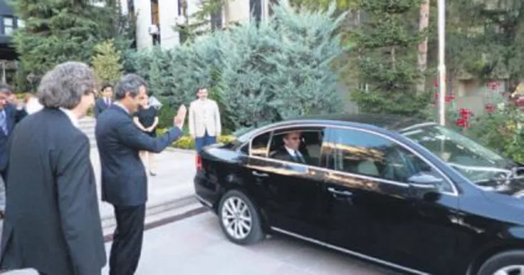 Demir’i uğurladı görevine başladı