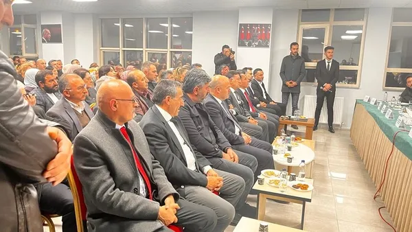 ak-part-genel-baskan-yardimcisi-kandemir-ardahanda-partililere-seslendi-1702309679464.jpg