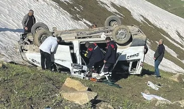 Minibüs şarampole uçtu: 1 ölü, 7 yaralı