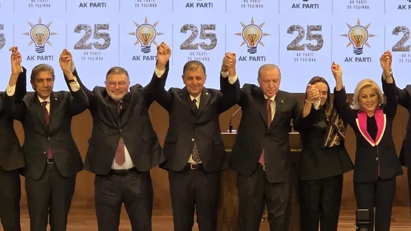 izbb-baskani-cemil-tugay-onceligim-siyaset-degil-liyakat-ve-izmire-hizmet-1791968250046.jpg
