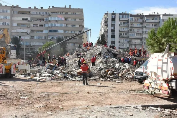 o-sehir-icin-uyari-verdi-deprem-uzmani-sozbilir-acikladi-5-fayda-deprem-alarmi-1793272018317.jpg