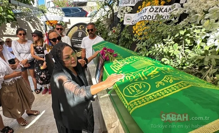 Safiye Soyman hayatını kaybeden oğlu Harun Akaröz için mevlit okuttu! Safiye Soyman: Oğlum ne kadar seviliyormuş!