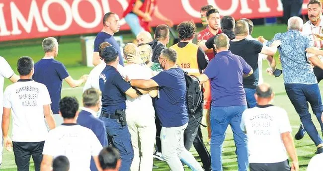 Alanya Trabzon Maci Sonrasi Tartisma Yasandi Bize Kufur Yagdi Spor Haberleri