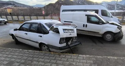 Tunceli’de zincirleme kaza: 2 yaralı #tunceli