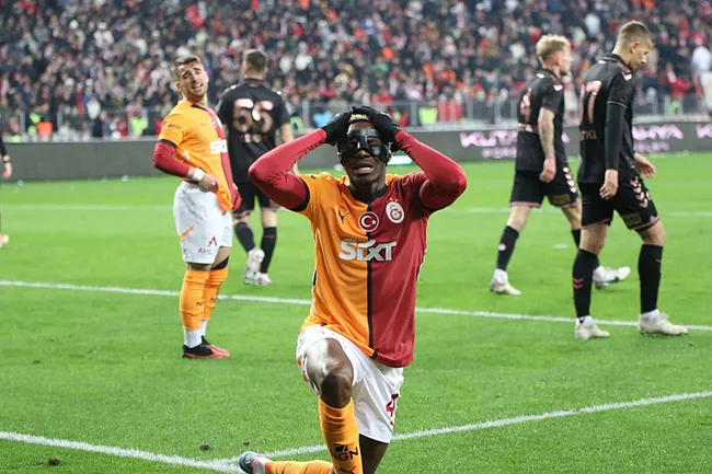 son-dakika-haberi-galatasaray-samsunda-iki-golle-kazandi-yunus-akgun-yildizlasti-1744398513431.jpeg